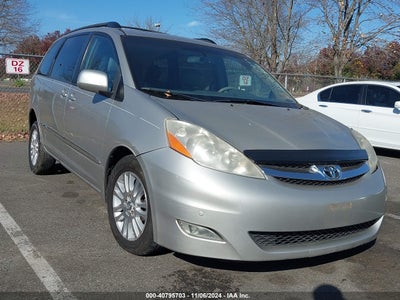 TOYOTA SIENNA 2008