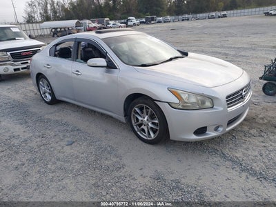 NISSAN MAXIMA 2011