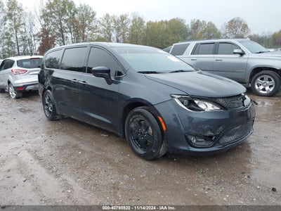 CHRYSLER PACIFICA 2019