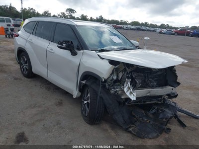TOYOTA HIGHLANDER 2020