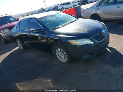 TOYOTA CAMRY 2011