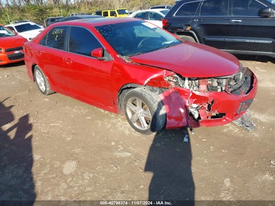 TOYOTA CAMRY 2012