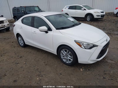 TOYOTA YARIS IA 2017