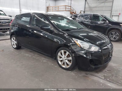 HYUNDAI ACCENT 2012