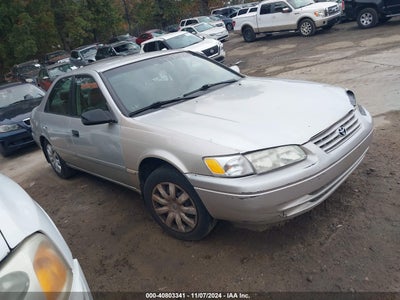 TOYOTA CAMRY 2001