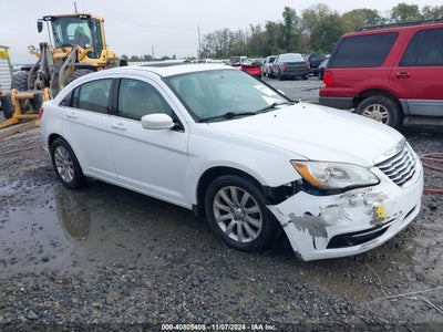 CHRYSLER 200 2011