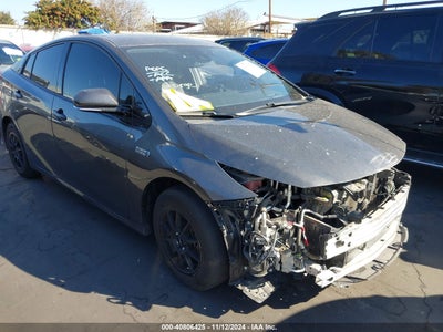 TOYOTA PRIUS PRIME 2017