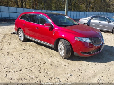LINCOLN MKT 2014