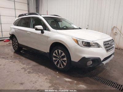 SUBARU OUTBACK 2016