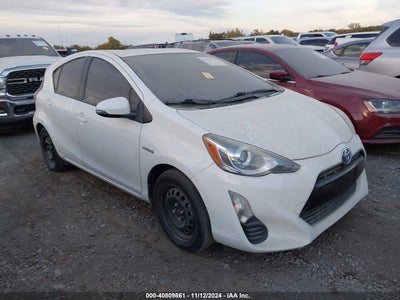 TOYOTA PRIUS C 2016