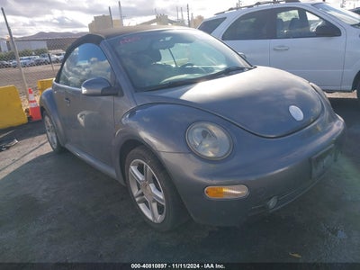 VOLKSWAGEN NEW BEETLE 2004