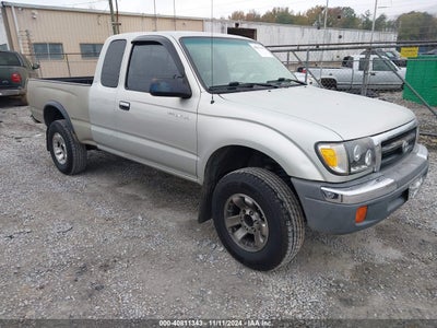 TOYOTA TACOMA 2000