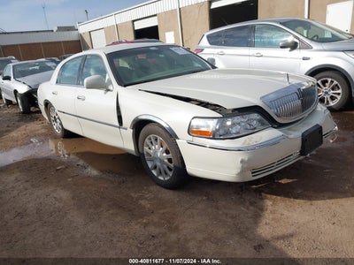 LINCOLN TOWN CAR 2006