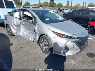 TOYOTA PRIUS PRIME 2021