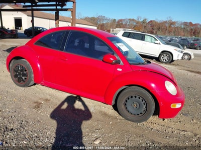 VOLKSWAGEN NEW BEETLE 2002