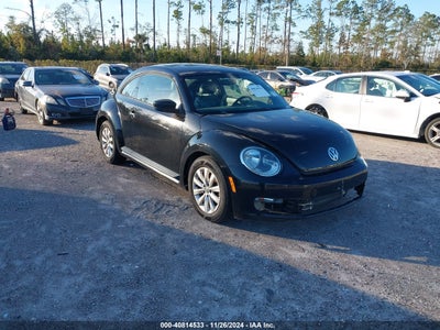 VOLKSWAGEN BEETLE 2015