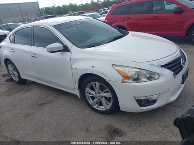 NISSAN ALTIMA 2015