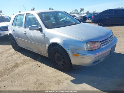 VOLKSWAGEN GOLF 2003