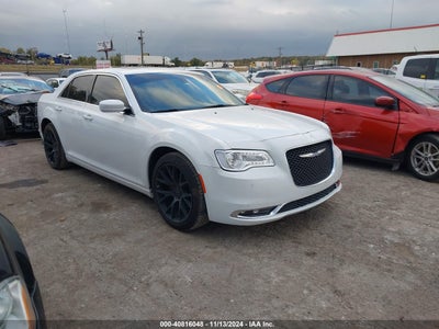 CHRYSLER 300 2018
