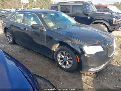 CHRYSLER 300 2015