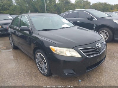 TOYOTA CAMRY 2011