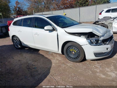 VOLVO V60 2016