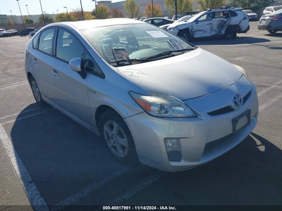 TOYOTA PRIUS 2011