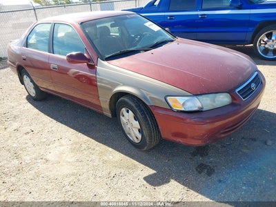 TOYOTA CAMRY 2001