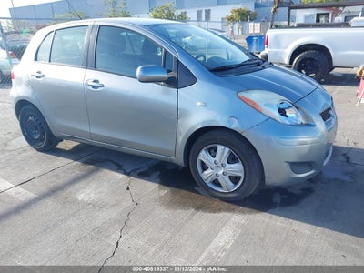 TOYOTA YARIS 2011