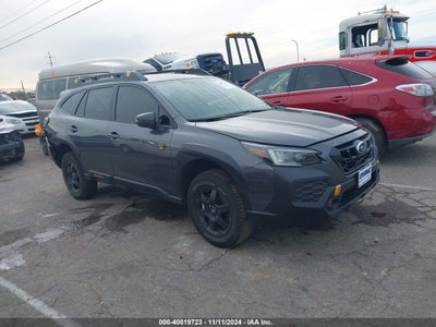 SUBARU OUTBACK 2025