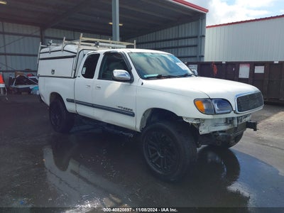 TOYOTA TUNDRA 2002