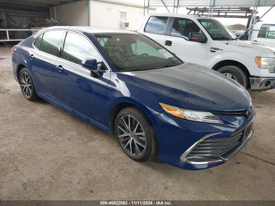 TOYOTA CAMRY 2024