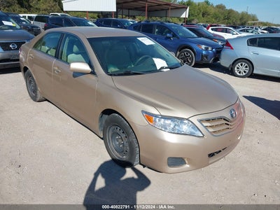 TOYOTA CAMRY 2011