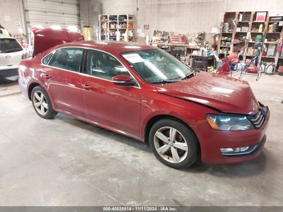 VOLKSWAGEN PASSAT 2015