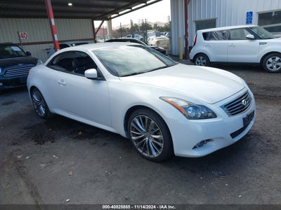 INFINITI G37 2011