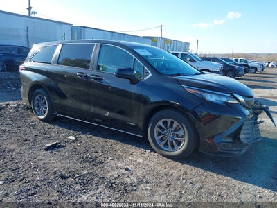 TOYOTA SIENNA 2021