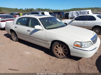 LINCOLN TOWN CAR 2006