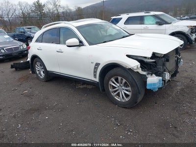 INFINITI QX70 2017