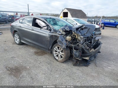CHRYSLER 200 2015
