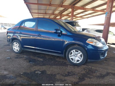 NISSAN VERSA 2010