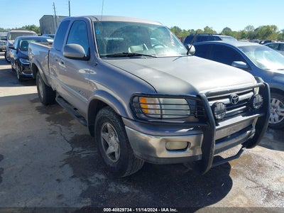 TOYOTA TUNDRA 2002
