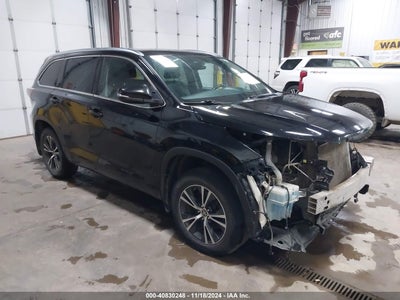 TOYOTA HIGHLANDER 2016