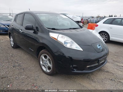 NISSAN LEAF 2013