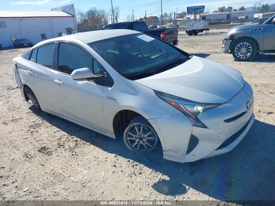 TOYOTA PRIUS 2016