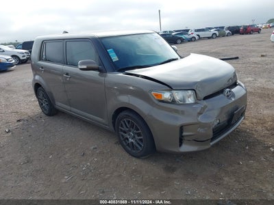 SCION XB 2015