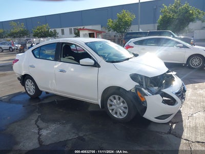 NISSAN VERSA 2017