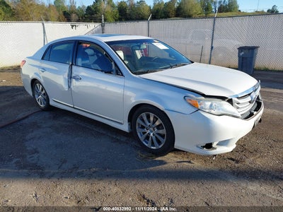 TOYOTA AVALON 2011