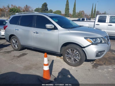 NISSAN PATHFINDER 2019