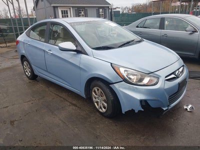 HYUNDAI ACCENT 2013