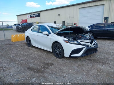 TOYOTA CAMRY 2024